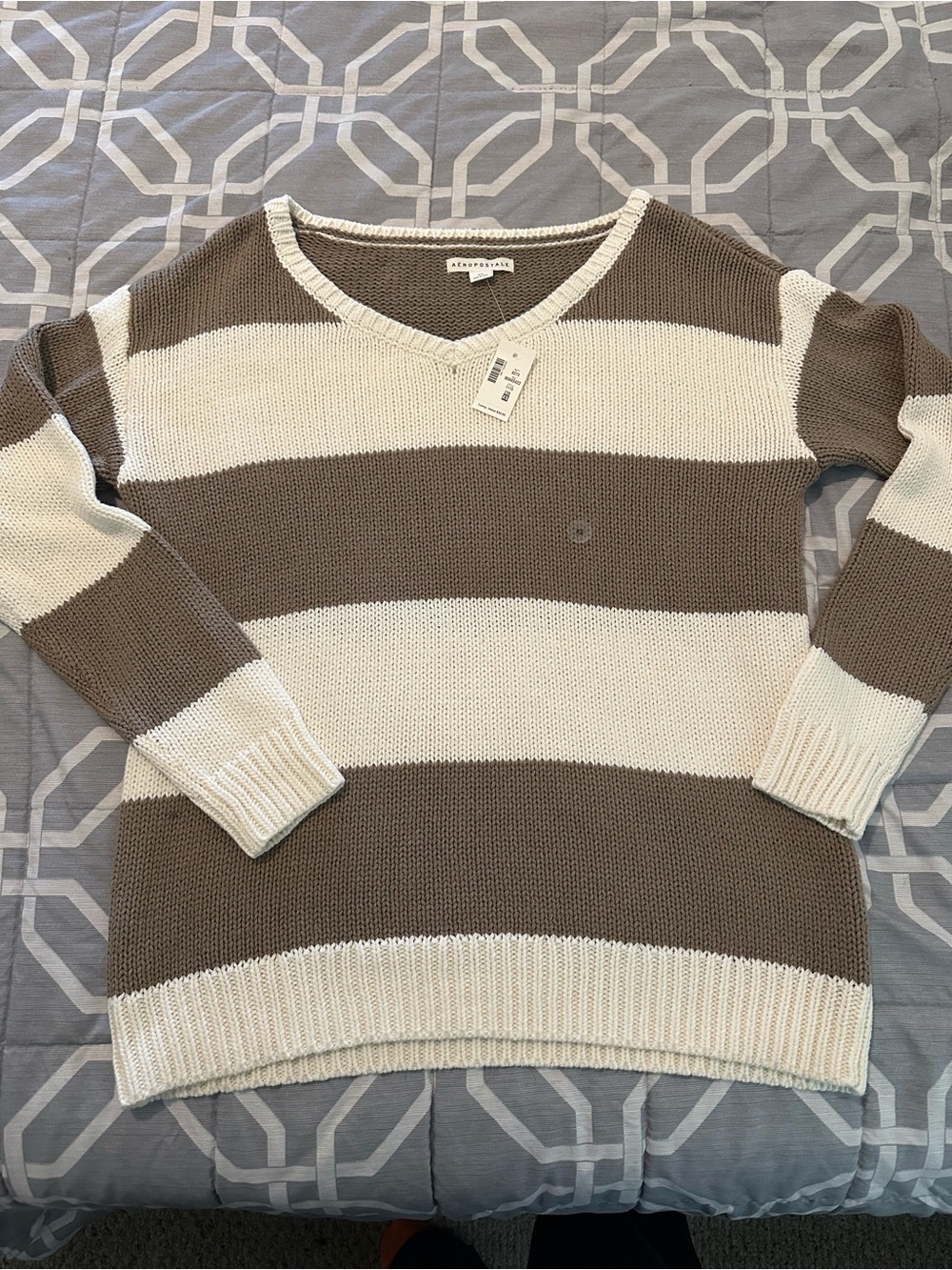 Aeropostale A New Day V-Neck Striped Pullover Sweater - Cream & Taupe